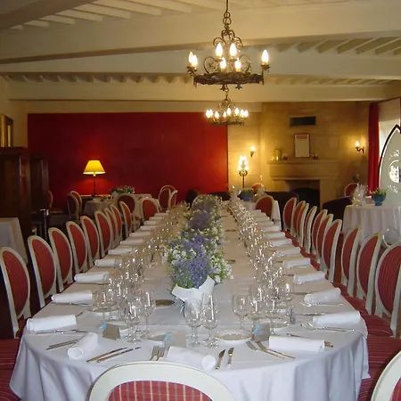 Du Chateau Des Fines Roches 4* Châteauneuf-du-Pape