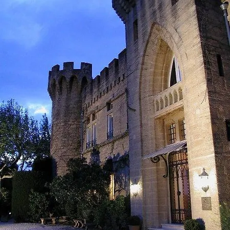 Du Chateau Des Fines Roches